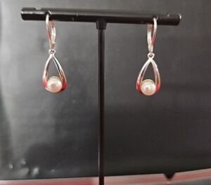 925 Authentic Pearl Teardrop Earrings